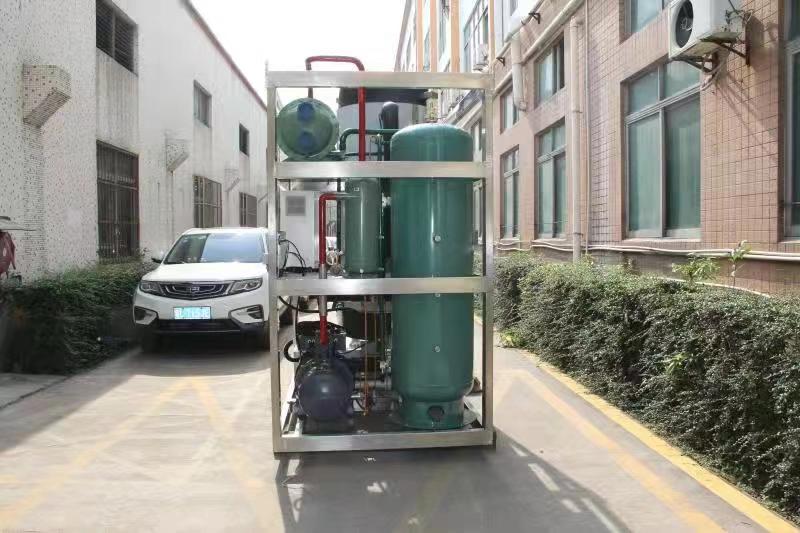 食品加工企业定制型，日产量2吨管冰机完成调试。